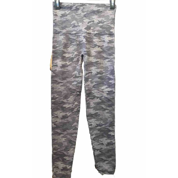 NEW Women’s Spanx leggings Look at Me Now‎ Gray Camo Seamless High Rise Sz Large - Picture 5 of 5
